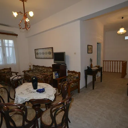 Family For 2-4 People In Nisyros Lägenhet *