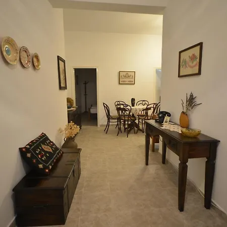 Family For 2-4 People In Nisyros * Mandrákion