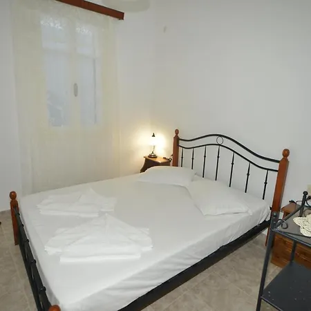 Apartment Family For 2-4 People In Nisyros *
