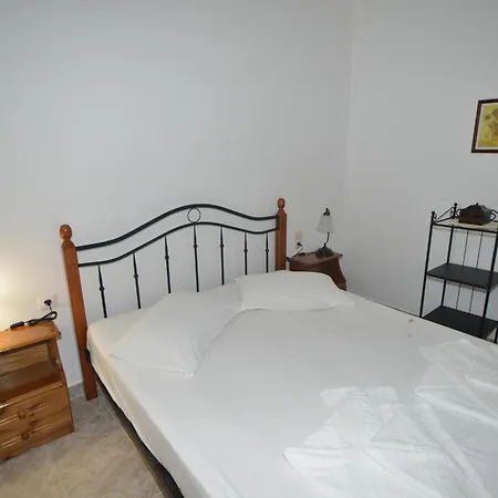 Family For 2-4 People In Nisyros Mandraki (Nisyros)